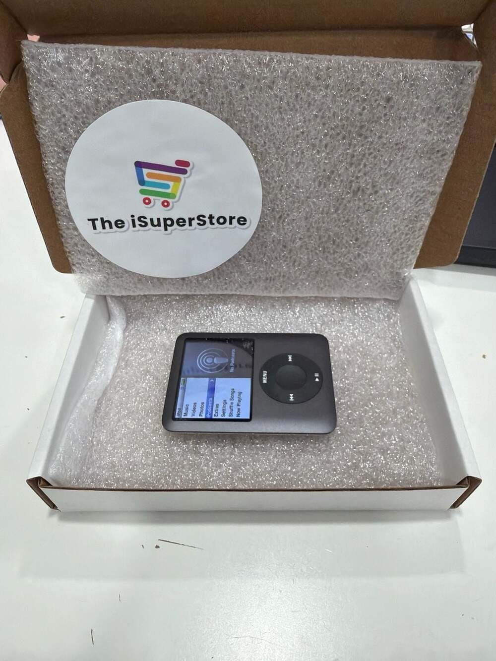 Apple IPod 3rd Gen 8GB Black - excellent Condition - new battery + 1 YR WARRANTY - Picture 5 of 5